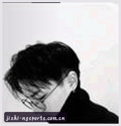 张薇